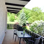 Апартаменты Gaestehaus La Madonnina