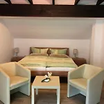 Gaestehaus La Madonnina Daire