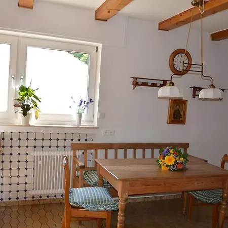 Апартаменты Gaestehaus La Madonnina *