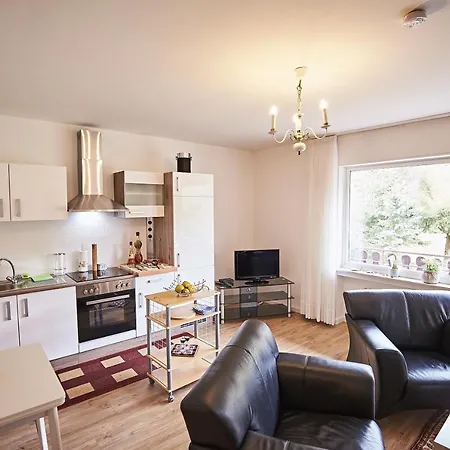 Gaestehaus La Madonnina Апартаменты Бад-Брайзиг