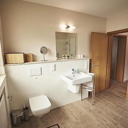 Gaestehaus La Madonnina アパート *