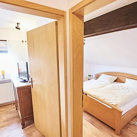 Gaestehaus La Madonnina * Бад-Брайзиг